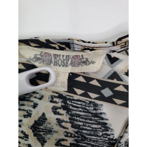 Hippie Rose Tunic Top size Medium Southwestern Print blouse - Picture 4 of 6